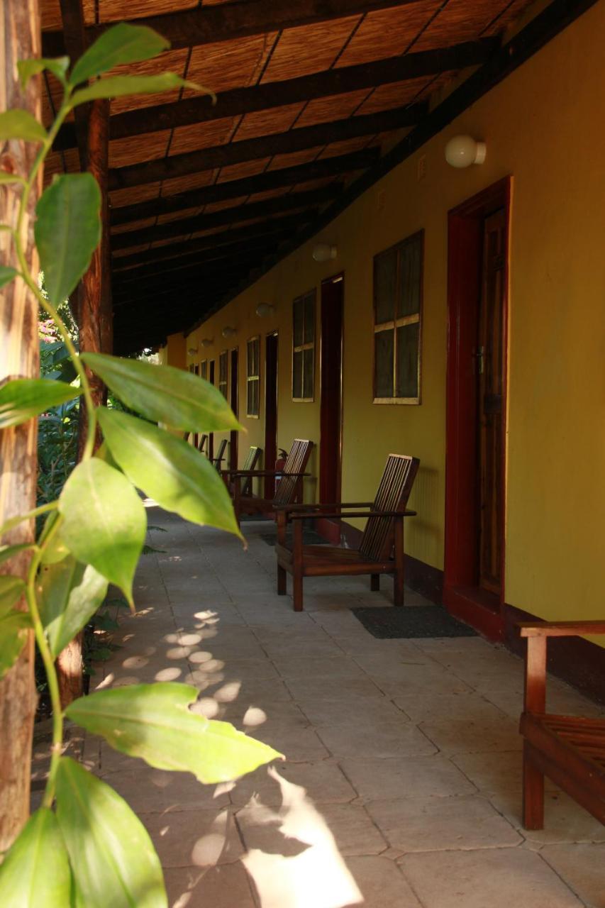 Albergue Jollyboys Backpackers Livingstone Exterior foto